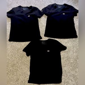 Figs scrub tops - size small